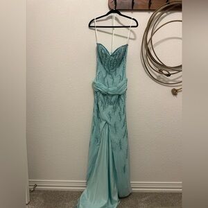 Dreamy Aqua Mermaid Gown - Riva Designs Beaded Sparkle Size 6 ✨💙